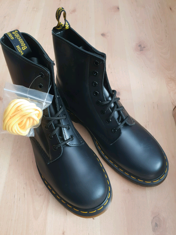 doc martens hamilton